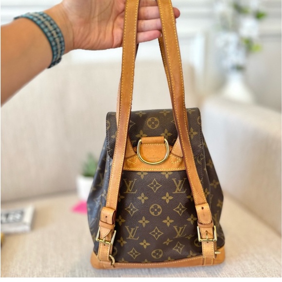 LOUIS VUITTON Monogram Montsouris PM Backpack - Picture 13 of 15